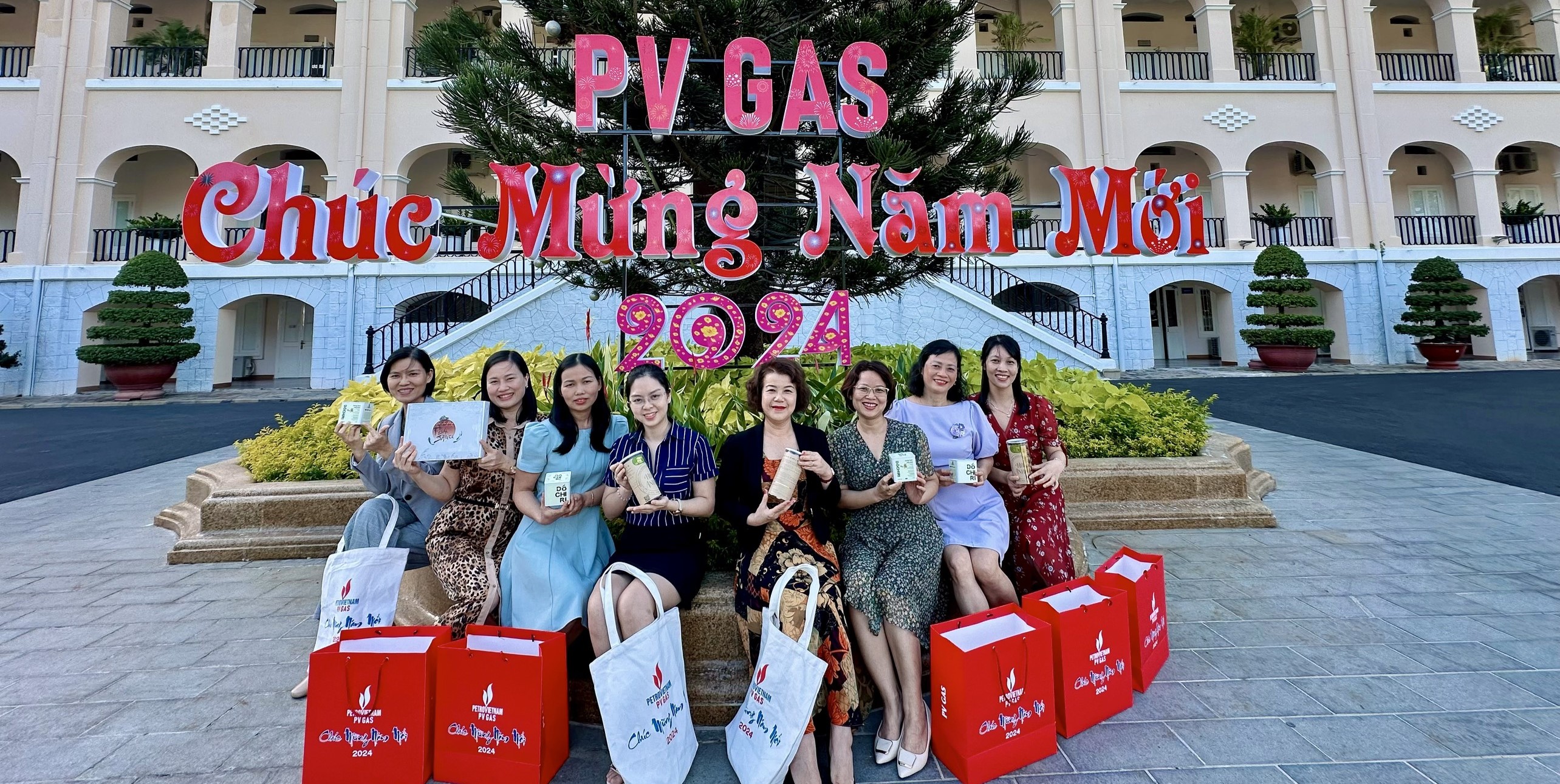 PV GAS chăm lo cho cán bộ công nhân viên nhân dịp Tết Giáp Thìn 2024 PV GAS chăm lo cho cán bộ công nhân viên nhân dịp Tết Giáp Thìn 2024