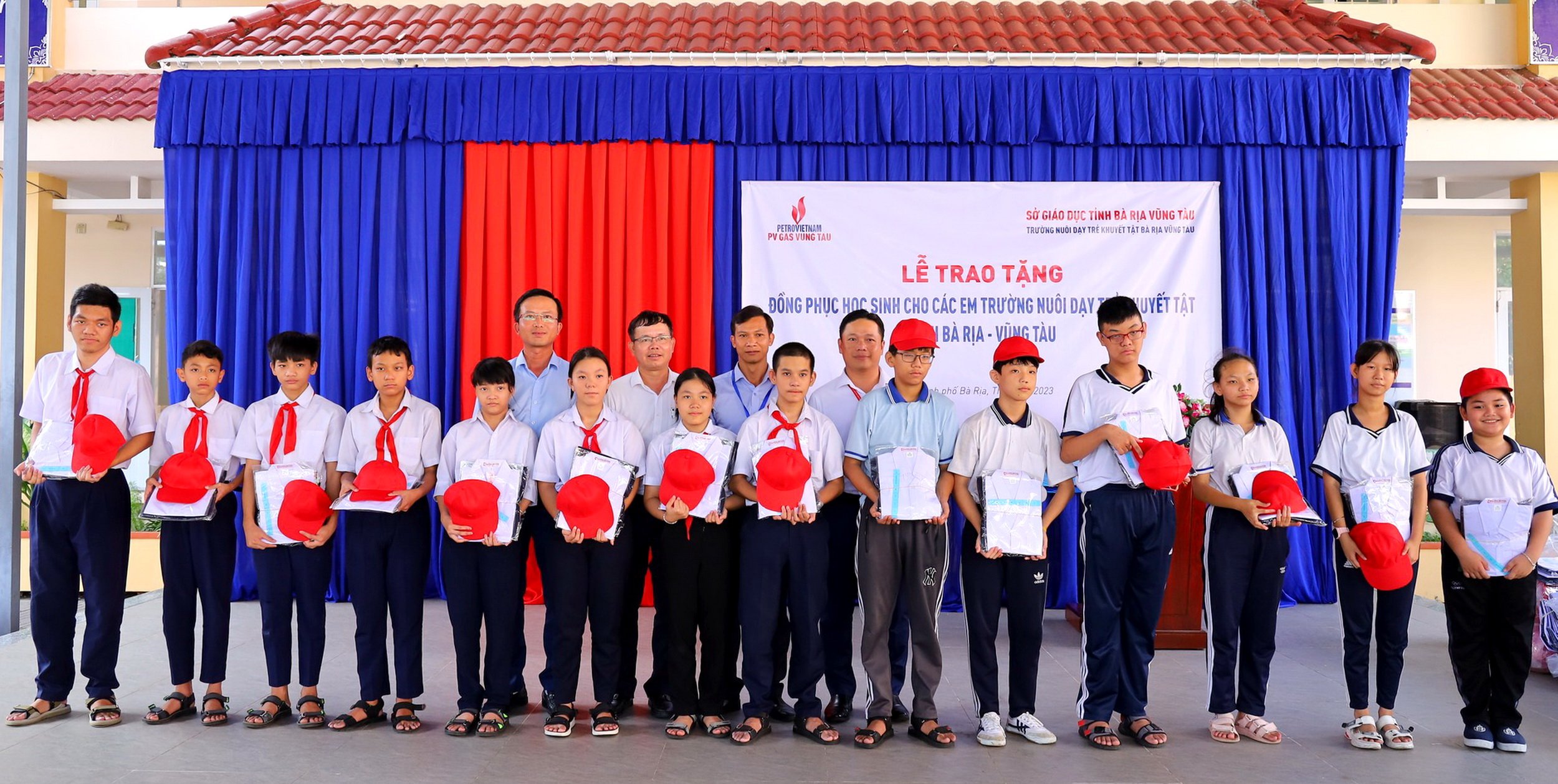 PV GAS tích cực thực hiện các chương trình ASXH tại Bà Rịa-Vũng Tàu và Cà Mau