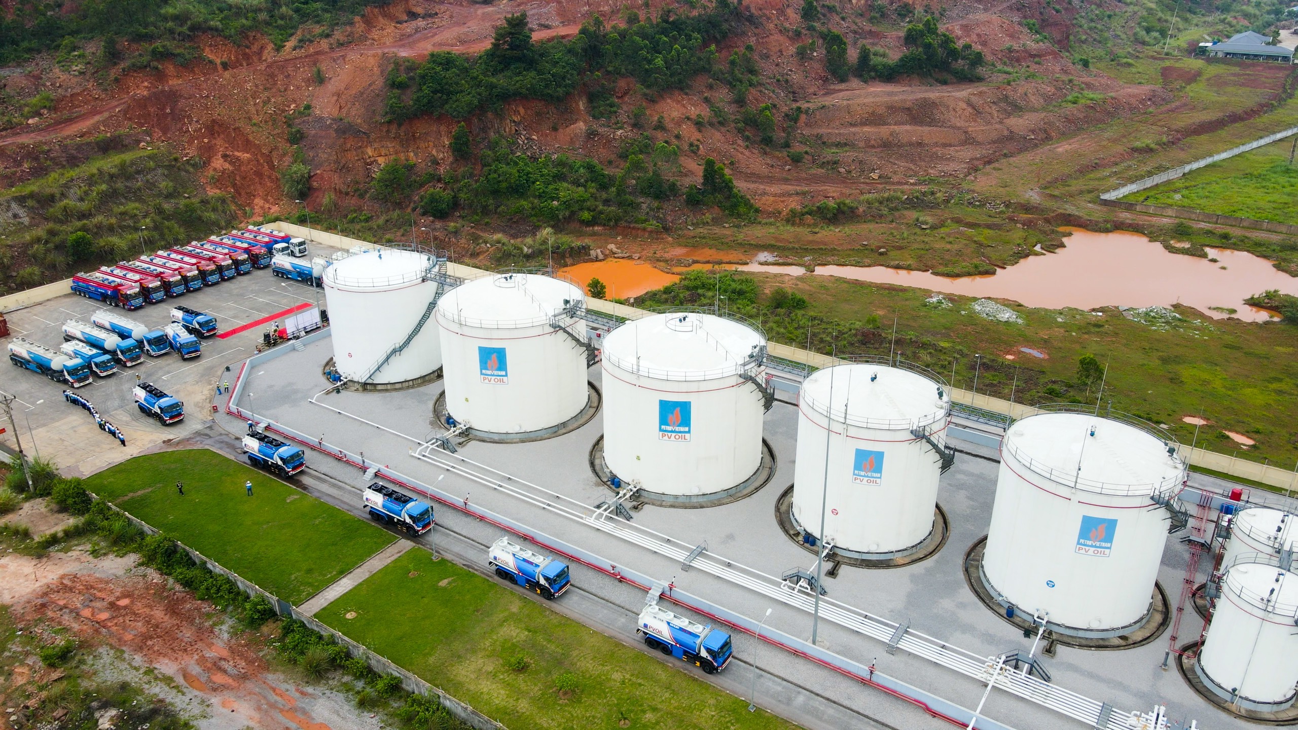 Tập đoàn Dầu khí Quốc gia Việt Nam: Vững chí bền lòng, đi trong gió ngược