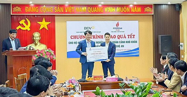 PV GAS nỗ lực “Vì người nghèo - không để ai bị bỏ lại phía sau”