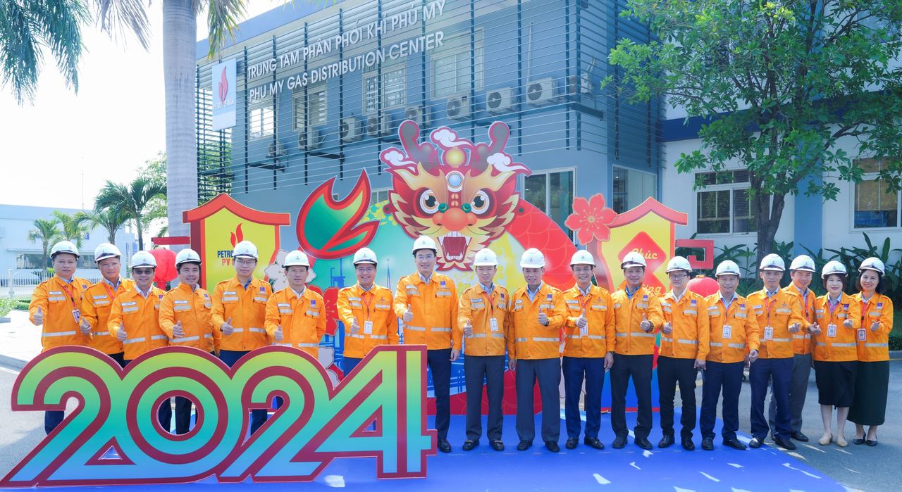 Xuân ở Nhà máy Xử lý khí Dinh Cố và Trung tâm Phân phối khí Phú Mỹ