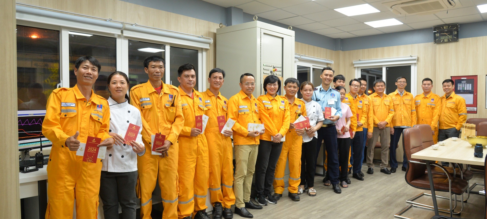 PV GAS VUNG TAU, PV GAS CA MAU chúc Tết, động viên người lao động trực Tết PV GAS VUNG TAU, PV GAS CA MAU chúc Tết, động viên người lao động trực Tết