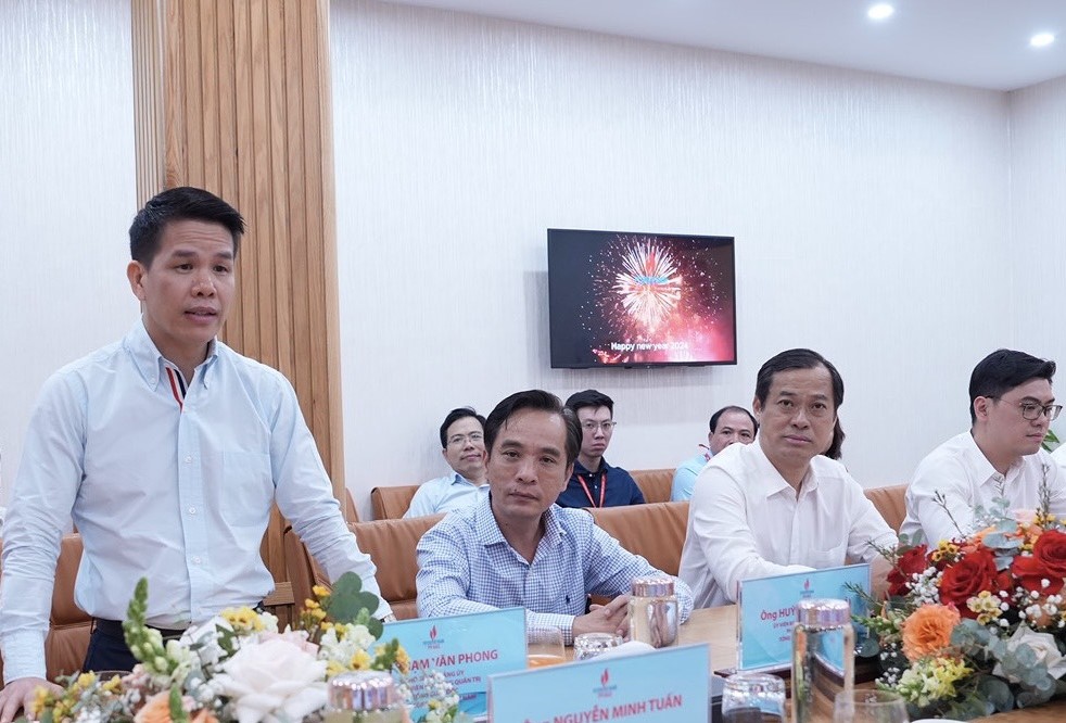 Lãnh đạo PV GAS thăm và chúc Tết PV GAS COATING, PV GAS SERVICES