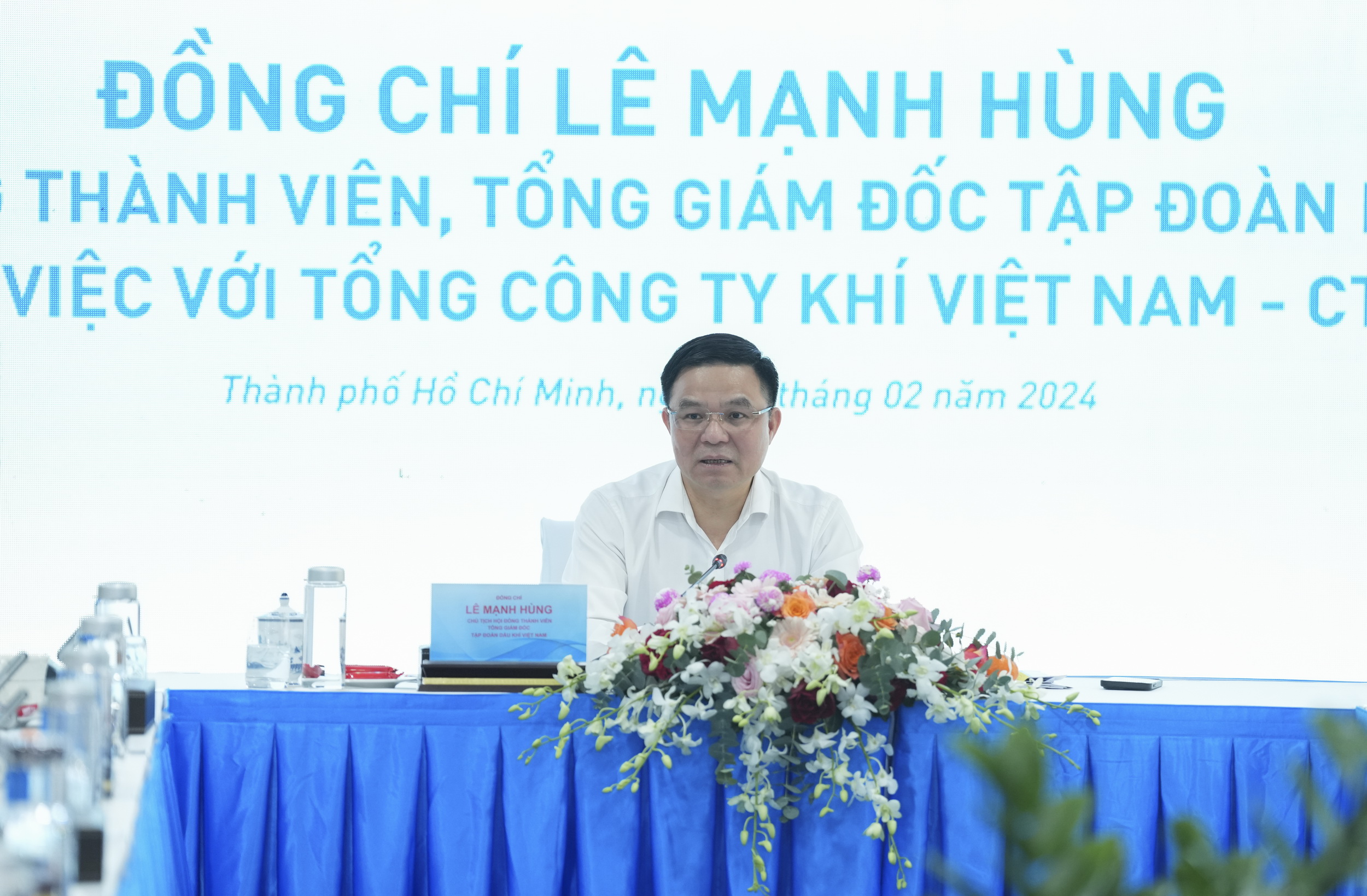 Petrovietnam’s Chairman of BOM/President & CEO in talks with PV GAS