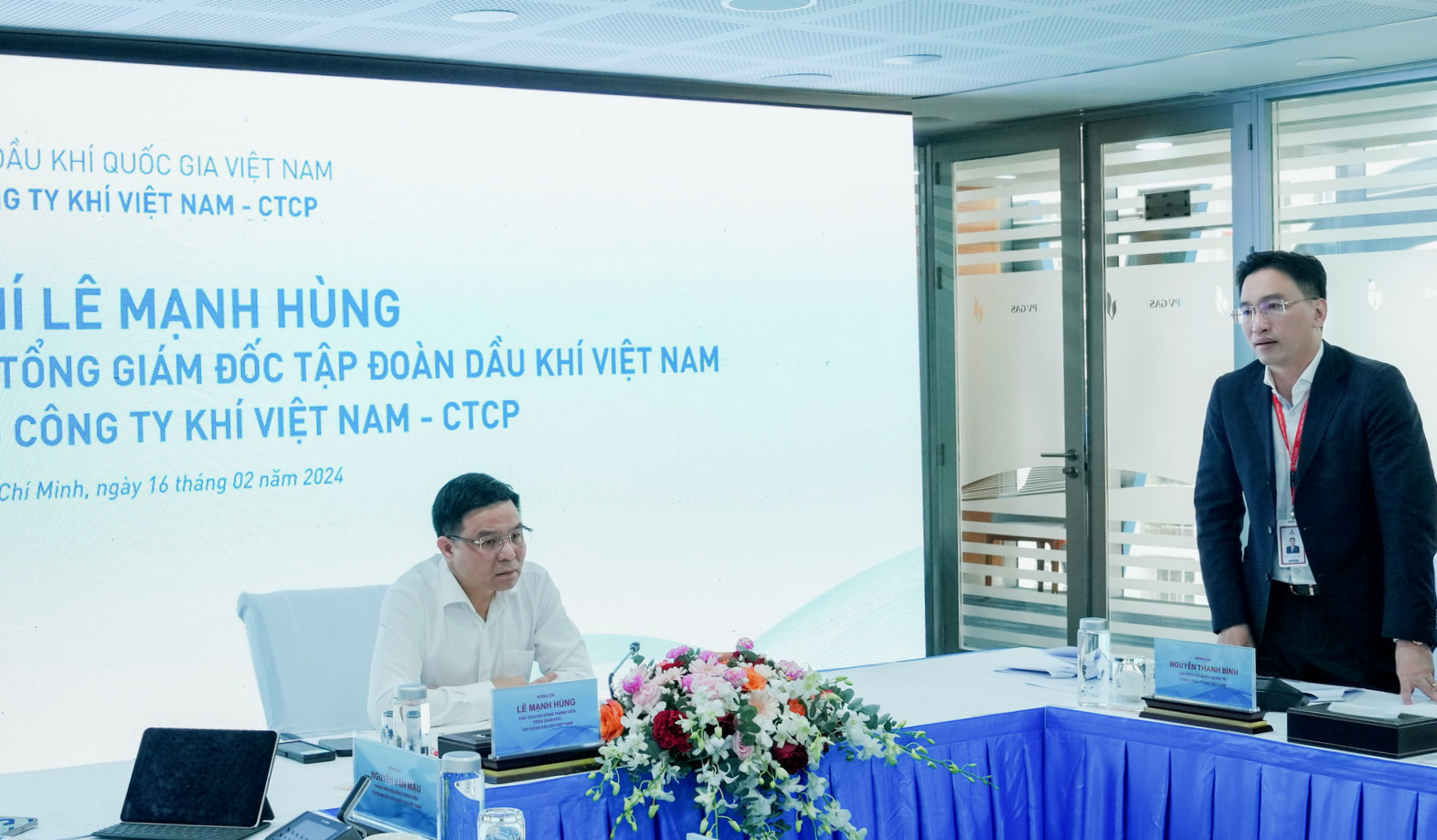 Petrovietnam’s Chairman of BOM/President & CEO in talks with PV GAS
