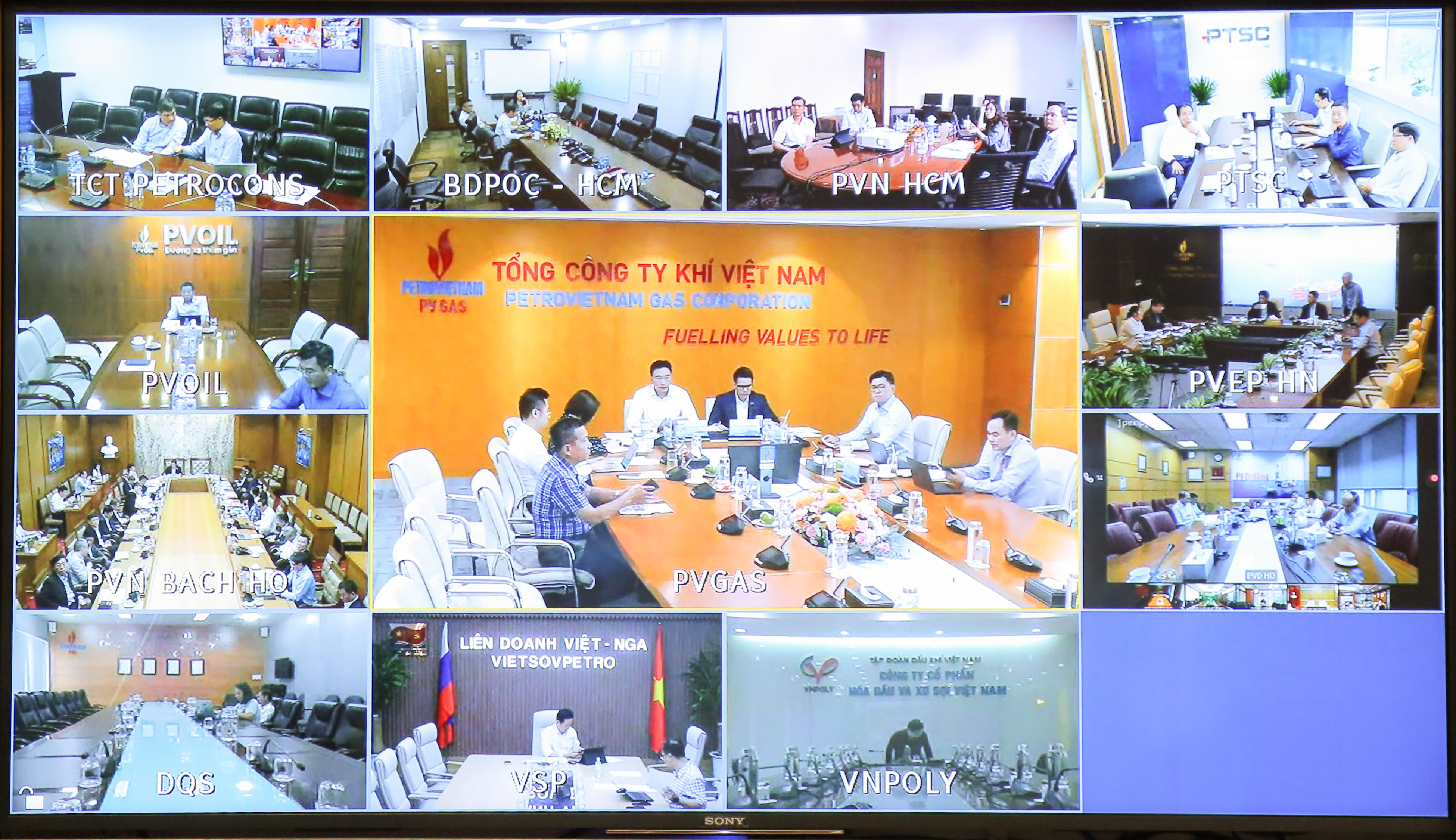 Giao ban CEO tháng 3-2024: Rủi ro thị trường gia tăng, Petrovietnam vẫn giữ được đà tăng trưởng ấn tượng