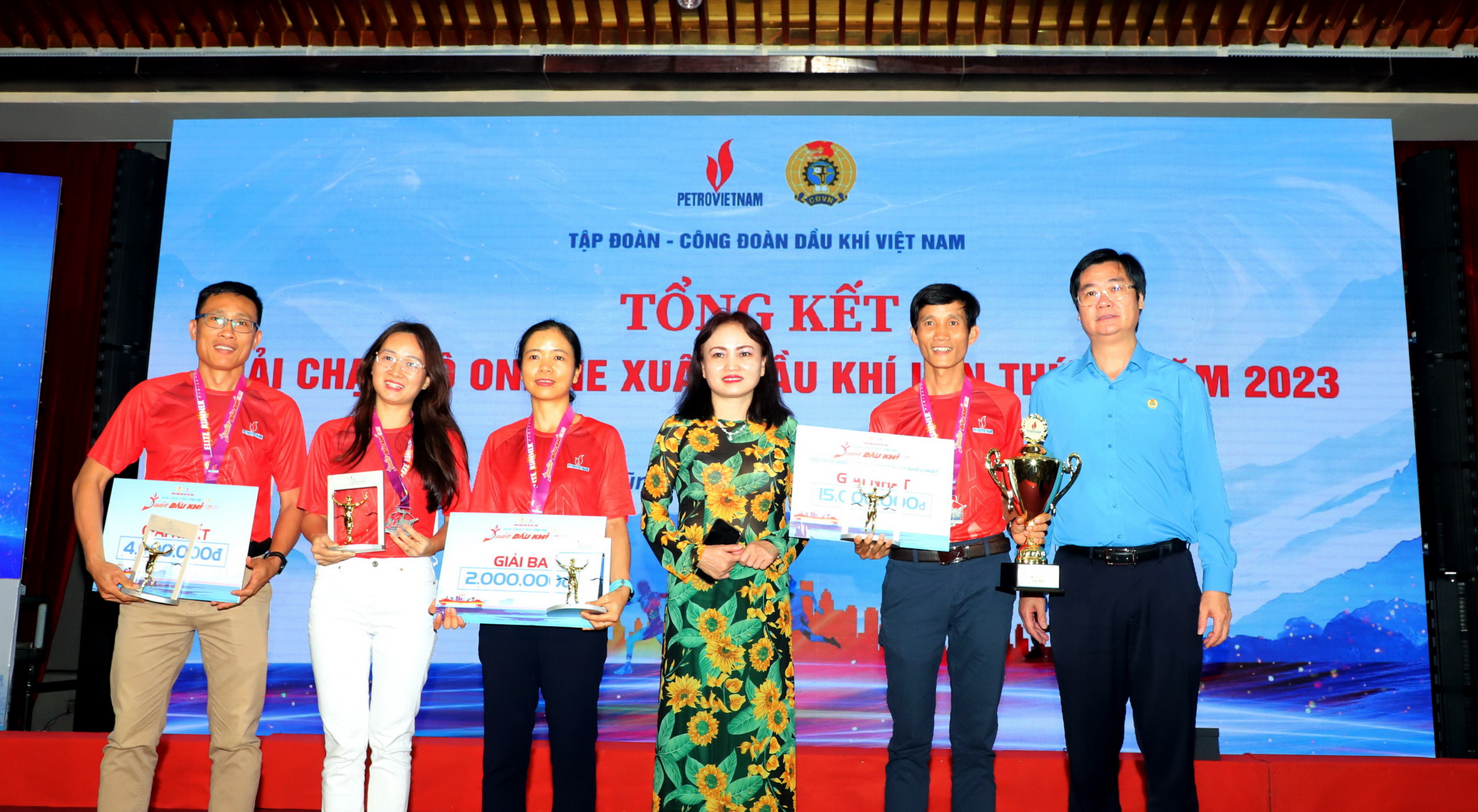 Công đoàn PV GAS triển khai các hoạt động thể thao sôi nổi trong tháng 3 Công đoàn PV GAS triển khai các hoạt động thể thao sôi nổi trong tháng 3