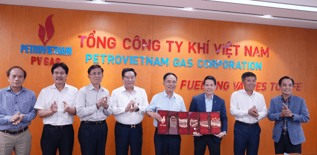 PV GAS and VPA: Effective Cooperation as part of Sustainable Development PV GAS and VPA: Effective Cooperation as part of Sustainable Development