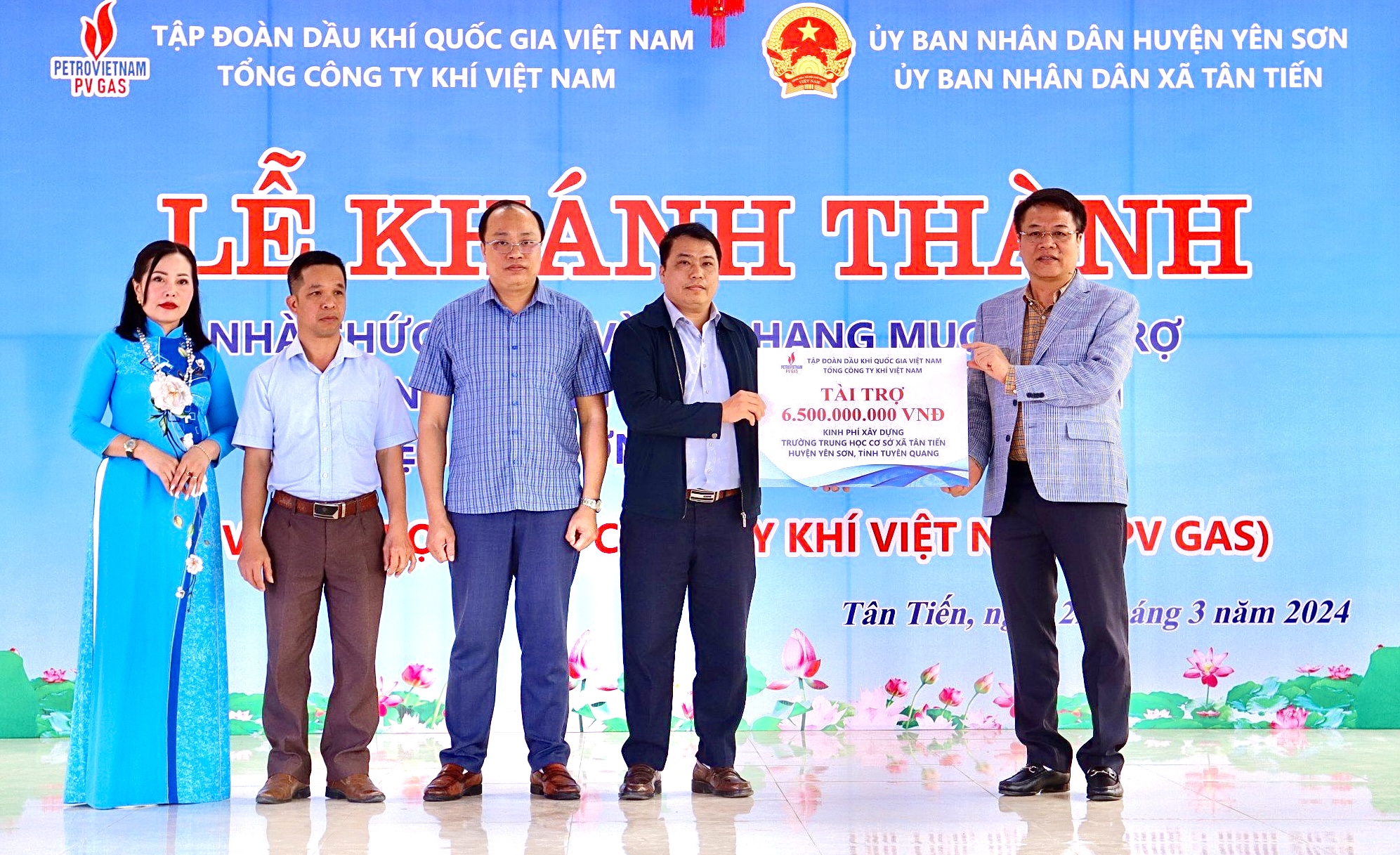 PV GAS tài trợ 6,5 tỷ đồng xây dựng trường THCS Tân Tiến, huyện Yên Sơn, tỉnh Tuyên Quang PV GAS tài trợ 6,5 tỷ đồng xây dựng trường THCS Tân Tiến, huyện Yên Sơn, tỉnh Tuyên Quang