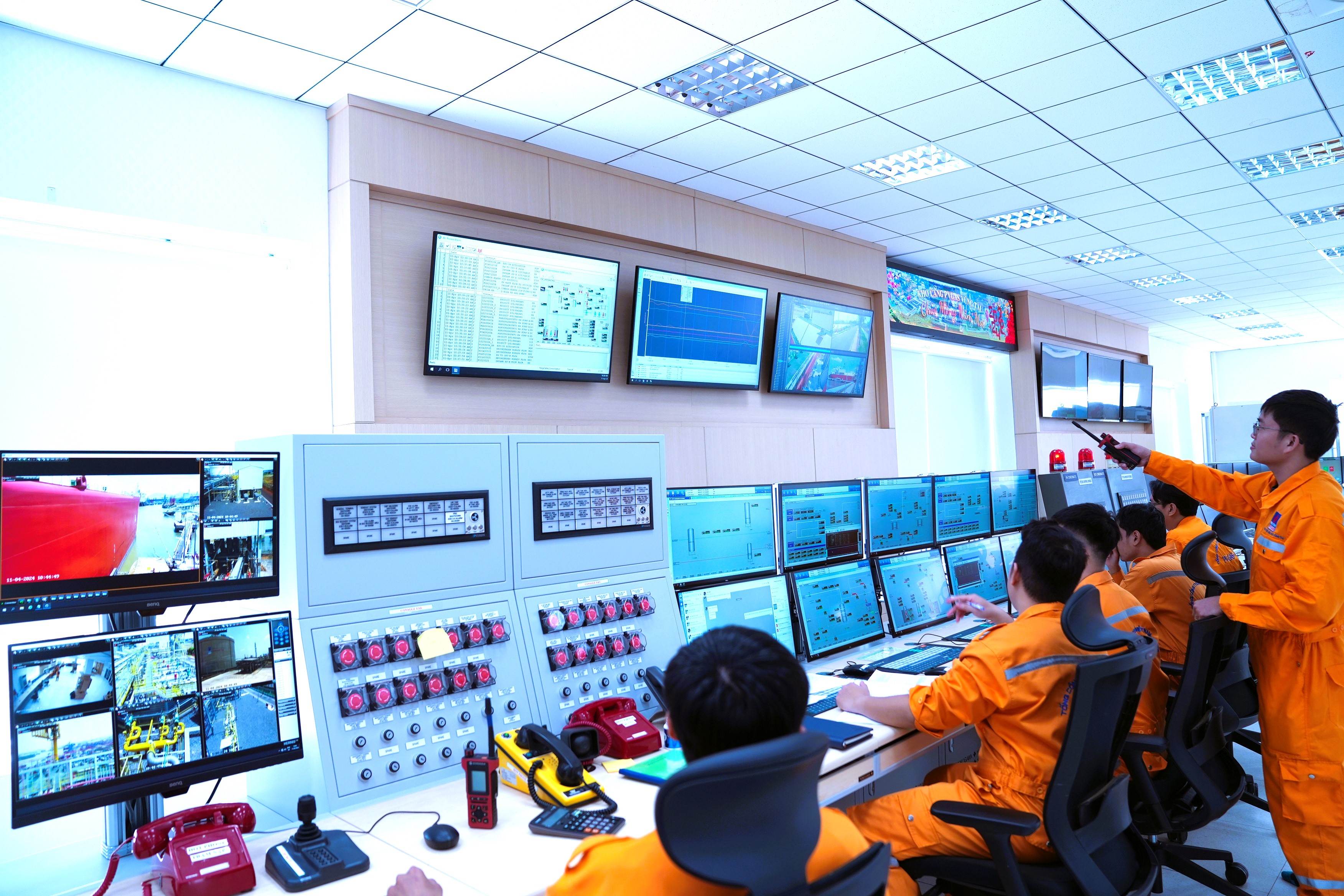 PV GAS confidently imports and trades LNG in Vietnam