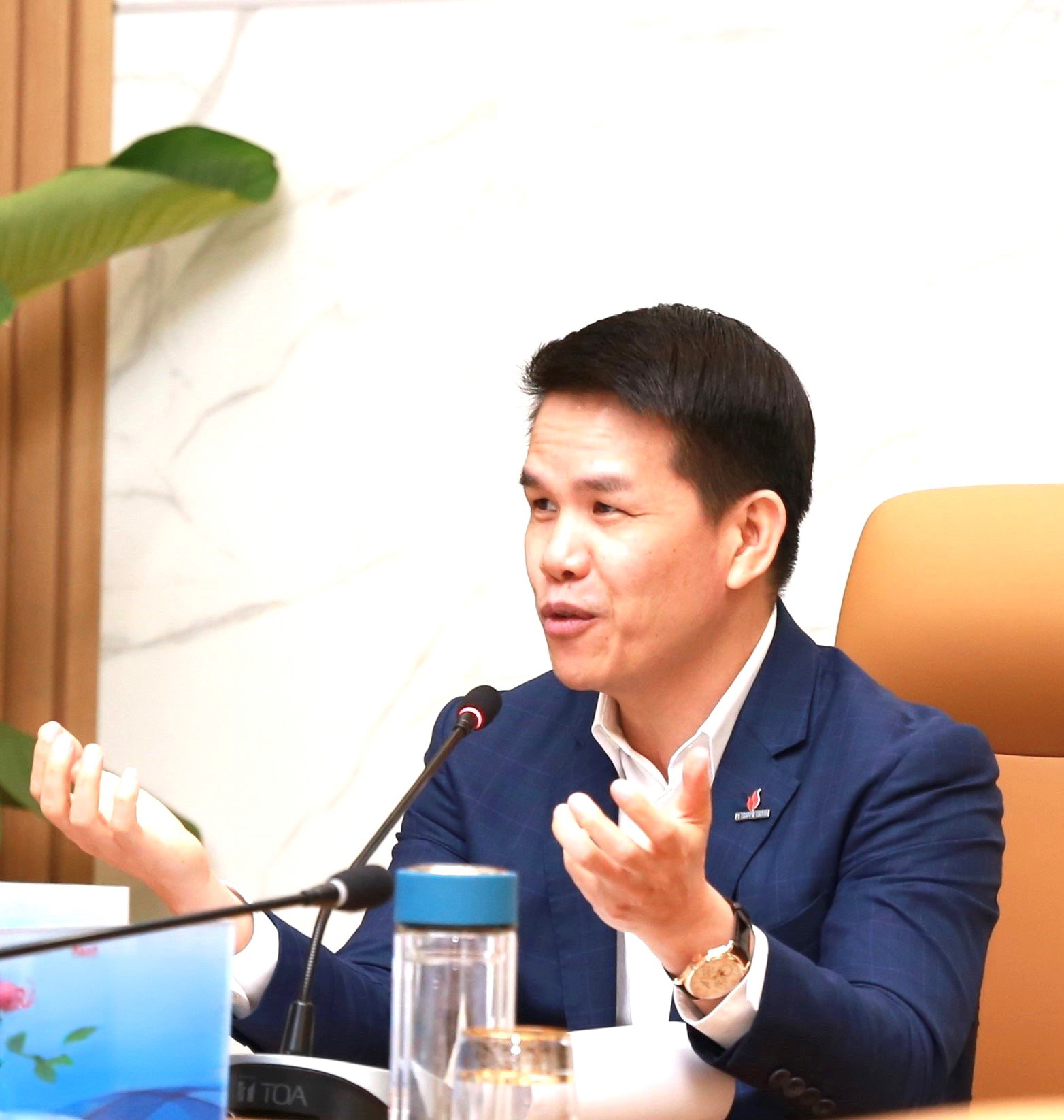 PV GAS President & CEO in talks with PV GAS VUNG TAU