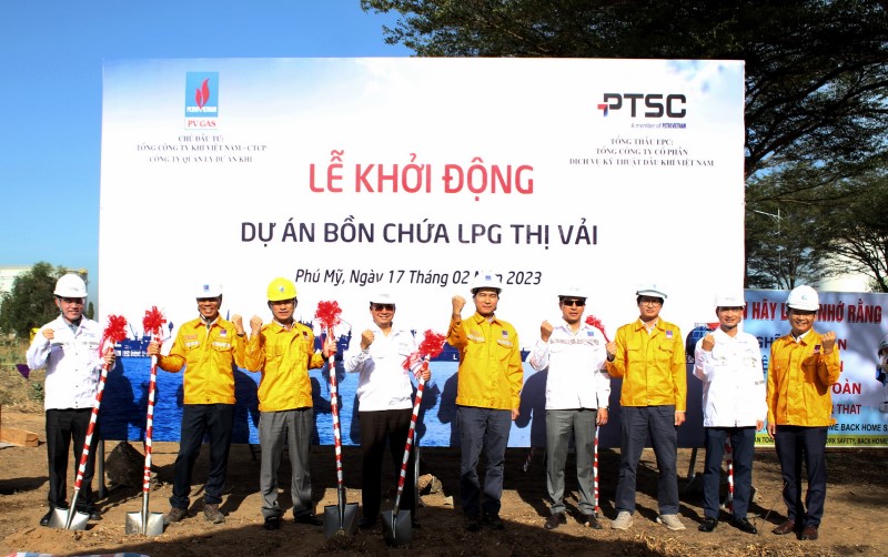 PV GAS PMC phát động và cam kết thực hiện các phong trào thi đua năm 2024
