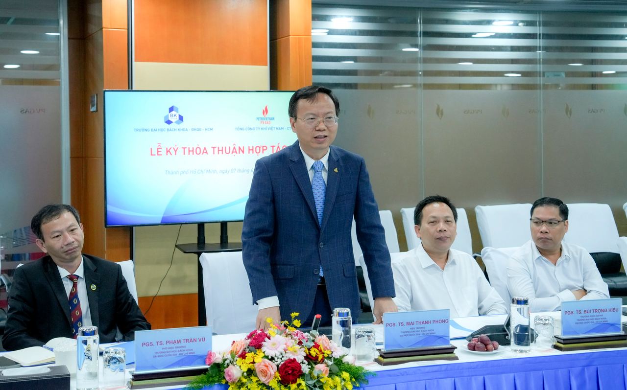 PV GAS và Trường Đại học Bách khoa ký kết hợp tác