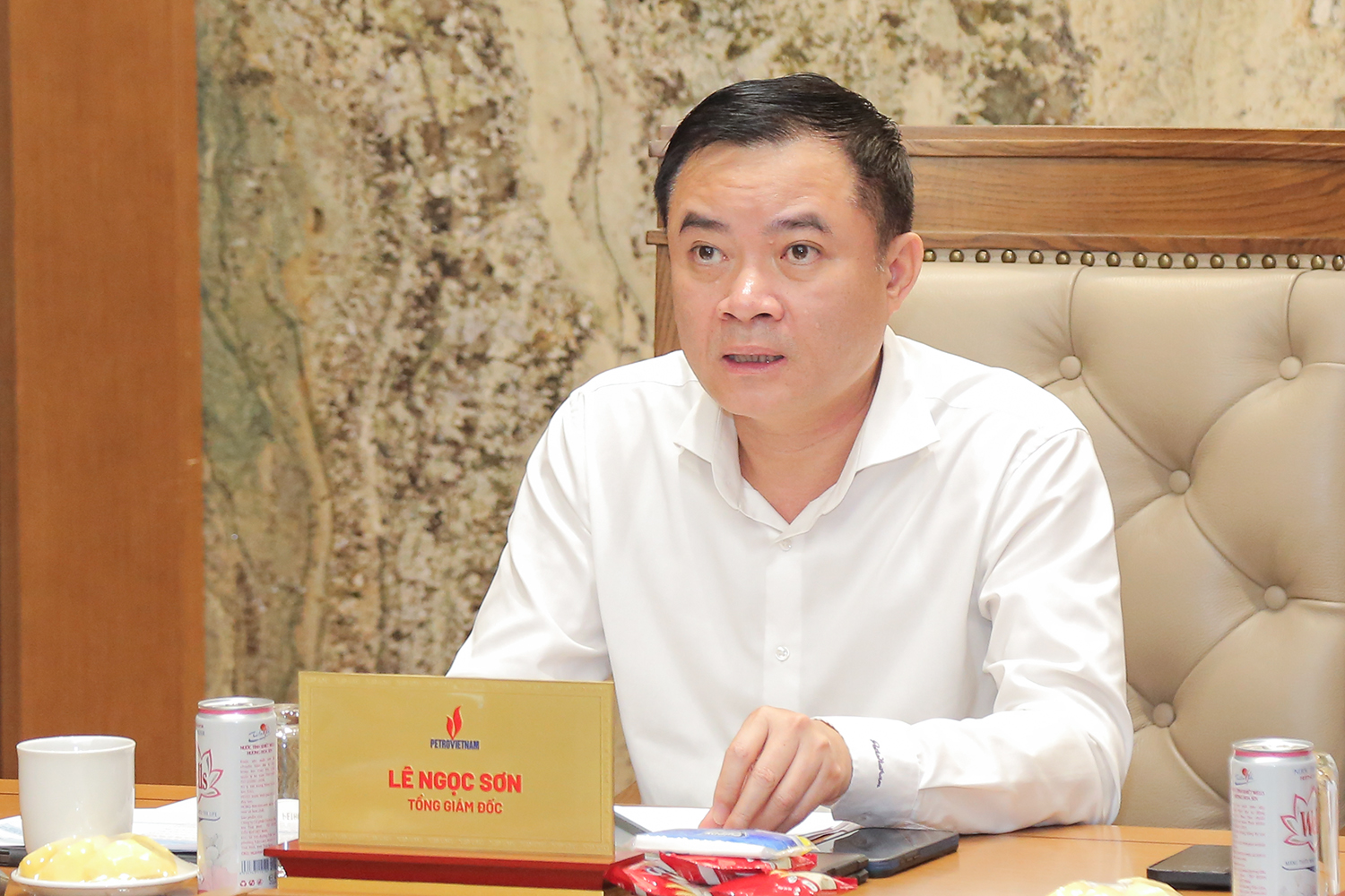 Tháng 5: Petrovietnam tiếp tục duy trì tăng trưởng khi giá dầu đảo chiều giảm mạnh