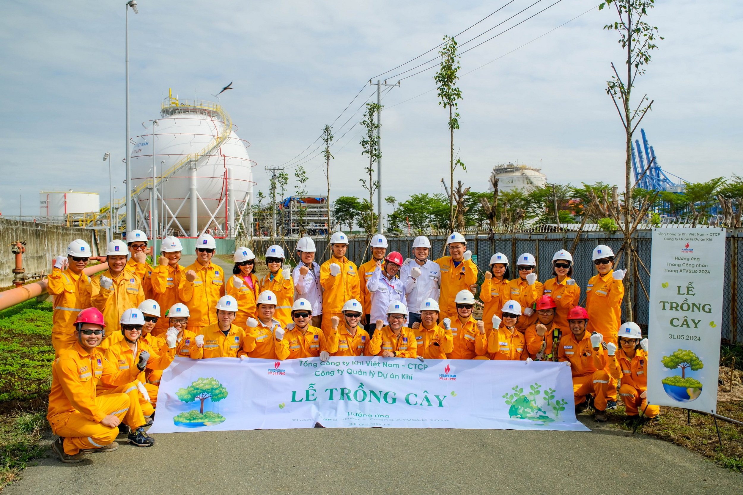 Các đơn vị PV GAS tham gia bảo vệ môi trường tại các công trình khí Các đơn vị PV GAS tham gia bảo vệ môi trường tại các công trình khí