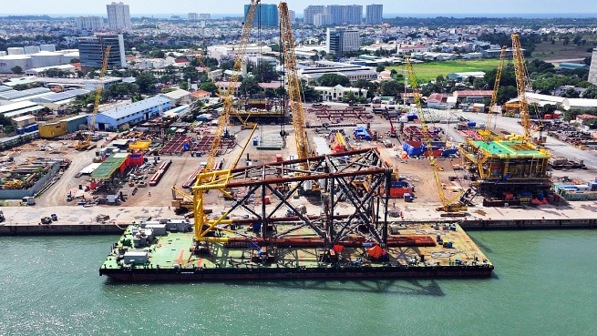 Tháng 7/2024: Đối mặt nhiều khó khăn, Petrovietnam duy trì tăng trưởng doanh thu và lợi nhuận
