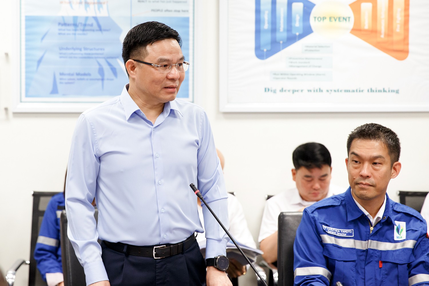 Lớp bồi dưỡng cán bộ quy hoạch Ủy viên BCH Trung ương khóa XIV thăm và làm việc tại Nhà máy Lọc hóa dầu Nghi Sơn