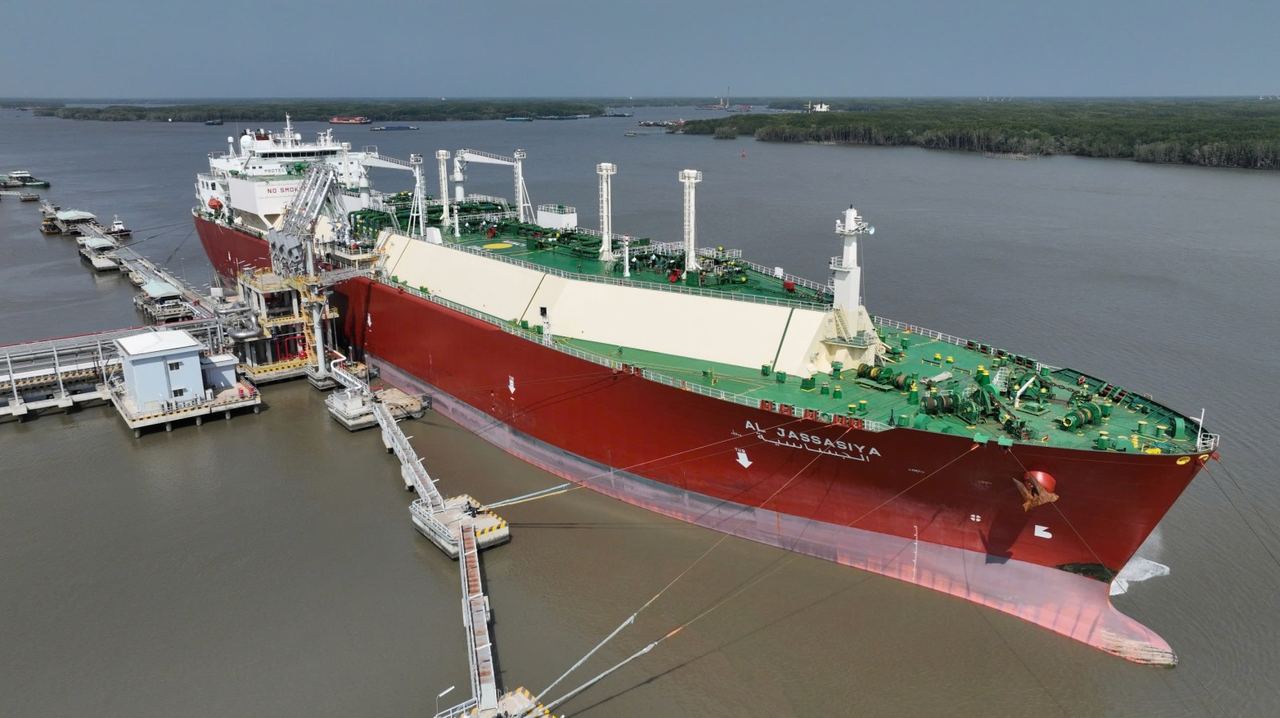 Hàng loạt khó khăn bủa vây các dự án điện khí LNG