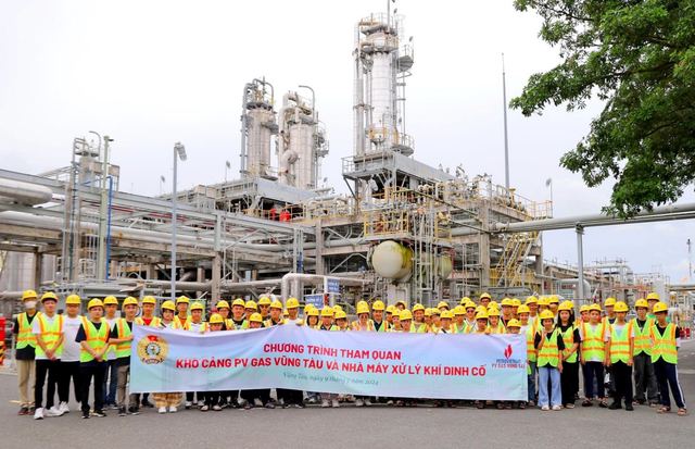 Các hoạt động chào mừng 95 năm thành lập Công đoàn Việt Nam