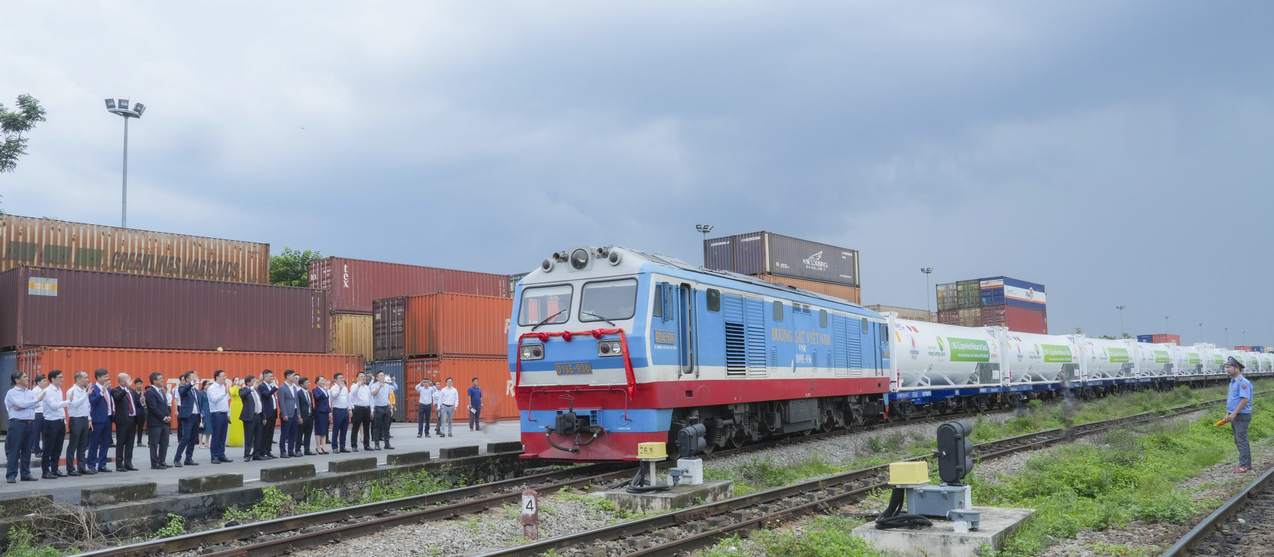 PV GAS transports LNG by train for 1st time