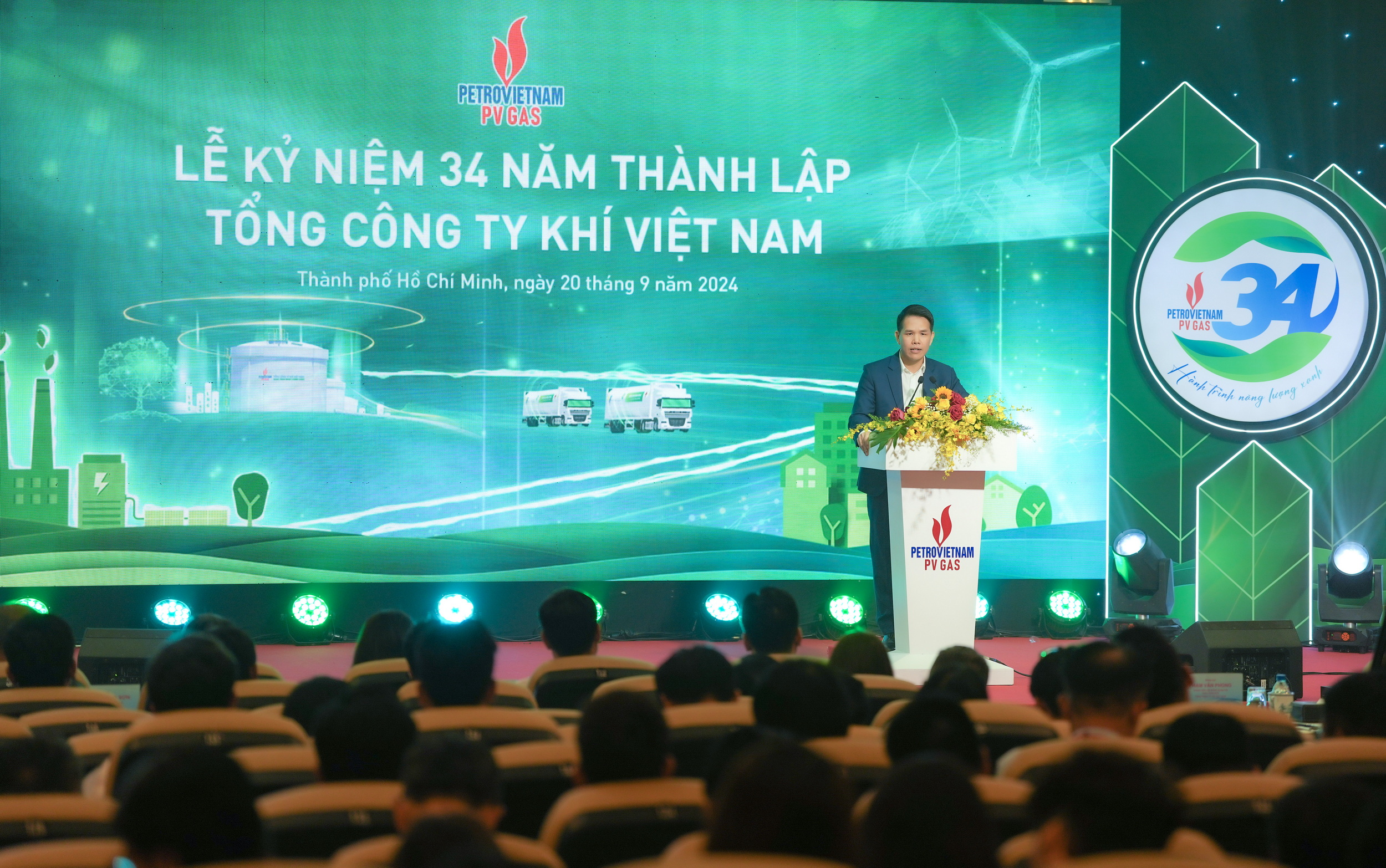 Lễ kỷ niệm 34 năm thành lập PV GAS: Khẳng định quyết tâm phát triển trong “Hành trình năng lượng xanh” Lễ kỷ niệm 34 năm thành lập PV GAS: Khẳng định quyết tâm phát triển trong “Hành trình năng lượng xanh”