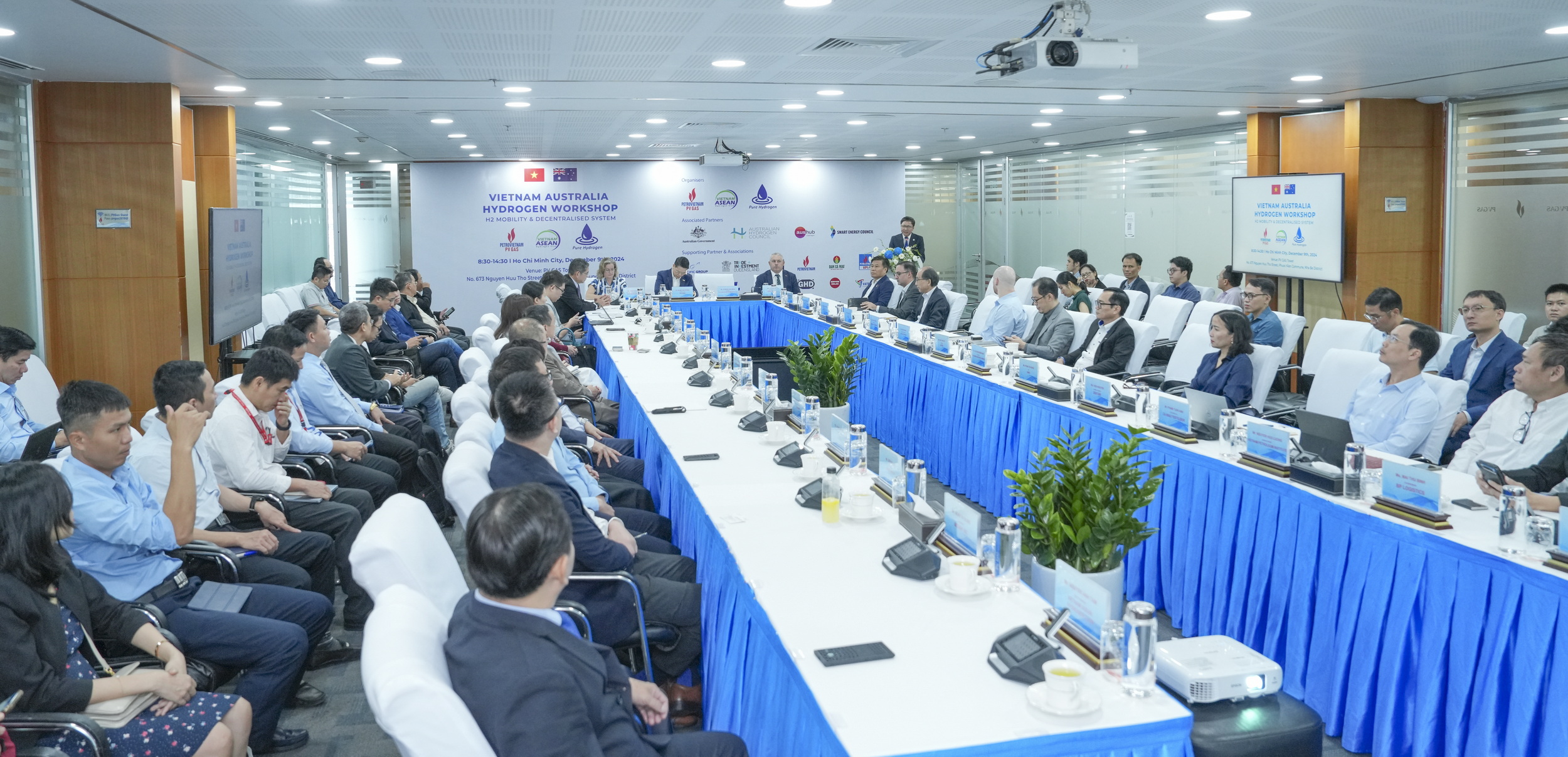PV GAS proactively implements green development orientation – Co-chairing the Workshop “Vietnam Australia Hydrogen Workshop – H2 Mobility & Decentralized System ”