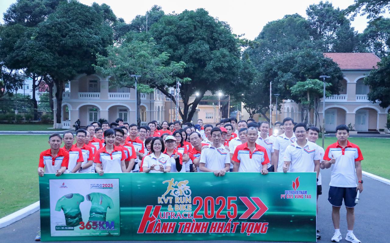 PV GAS VUNG TAU - Đi bộ leo núi khởi động năm mới 2025