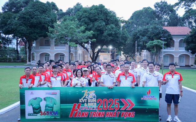 PV GAS VUNG TAU - Đi bộ leo núi khởi động năm mới 2025