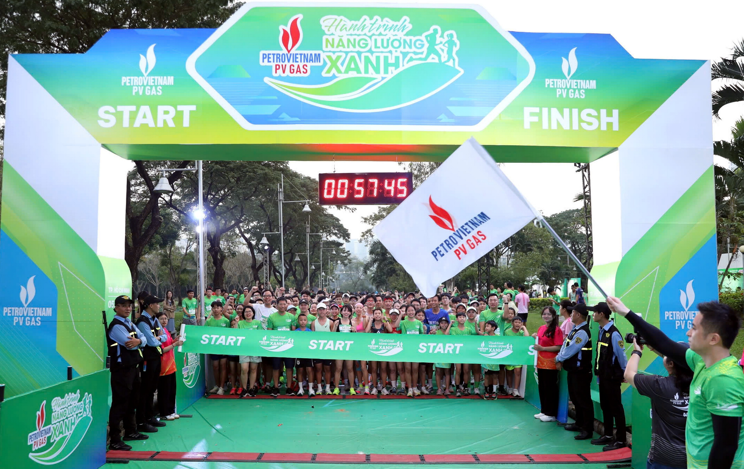 Spreading message of sustainable development through "PV GAS – Green Energy Journey" marathon