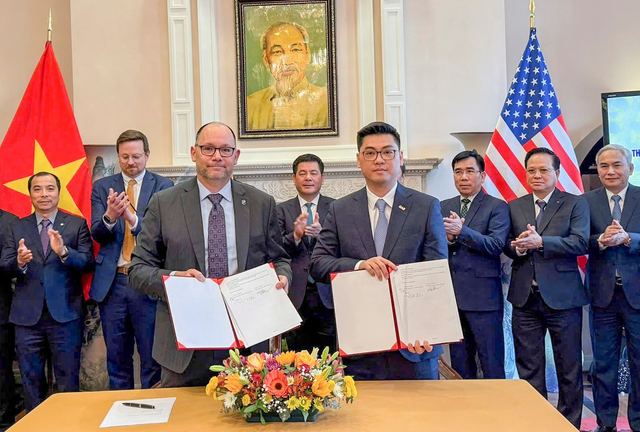 PV GAS signs strategic partnership agreements in the US, expands LNG network