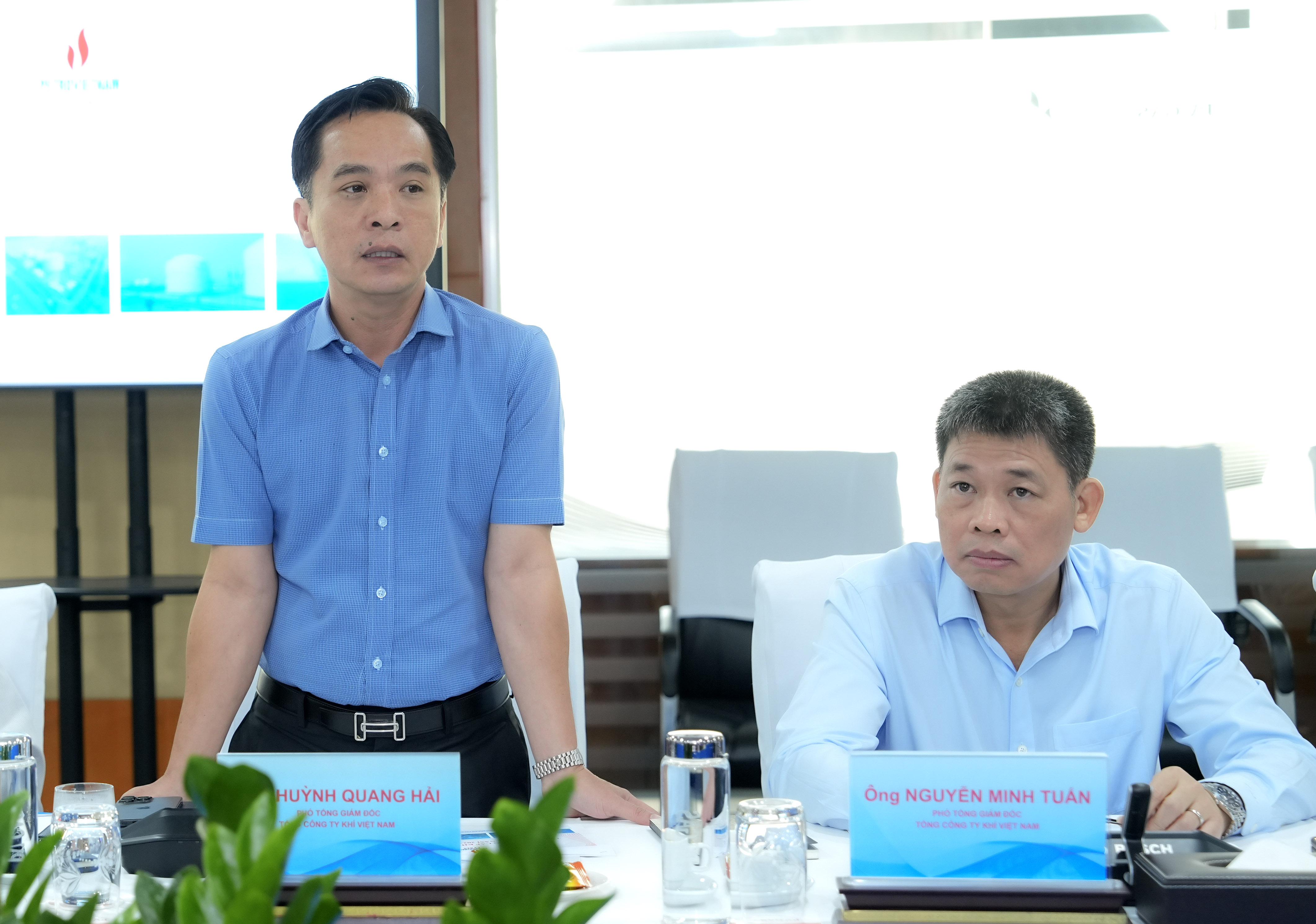 Bộ Công Thương làm việc với PV GAS về tình hình cung cấp khí cho sản xuất điện giai đoạn 2024 – 2025 Bộ Công Thương làm việc với PV GAS về tình hình cung cấp khí cho sản xuất điện giai đoạn 2024 – 2025