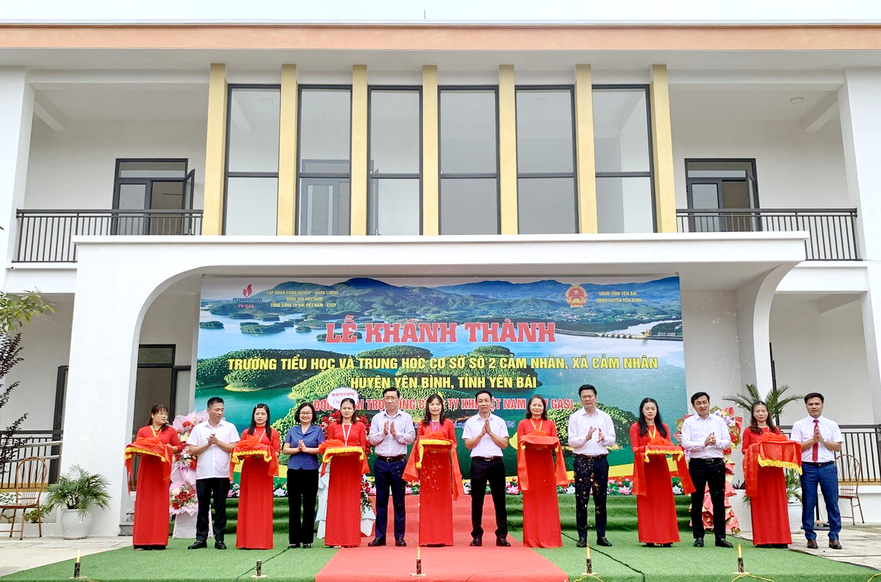 PV GAS tài trợ xây dựng trường Tiểu học & THCS số 2 Cảm Nhân, huyện Yên Bình, tỉnh Yên Bái
