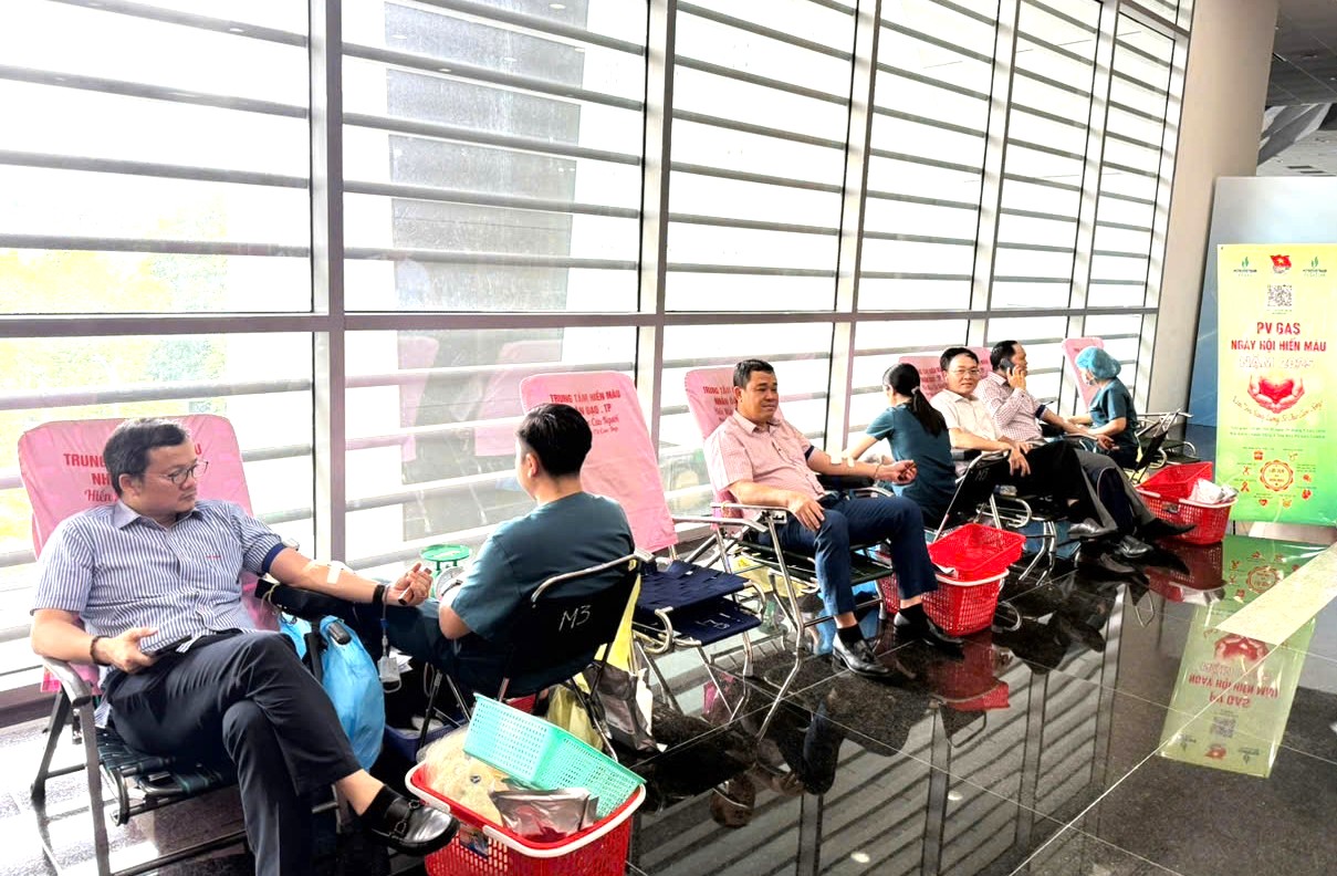 PV GAS lan tỏa năng lượng từ những tấm lòng qua ngày hội hiến máu năm 2025