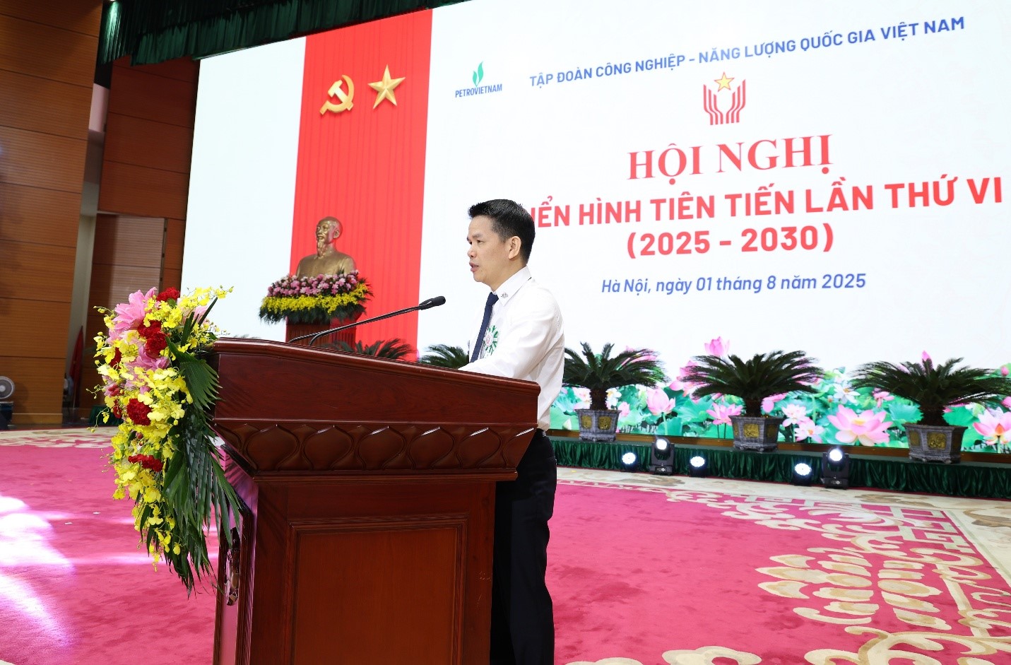 PV GAS – Doanh nghiệp sản xuất hiếm hoi trong Top 12 doanh nghiệp  có lợi nhuận cao nhất Việt Nam 6 tháng đầu năm 2025