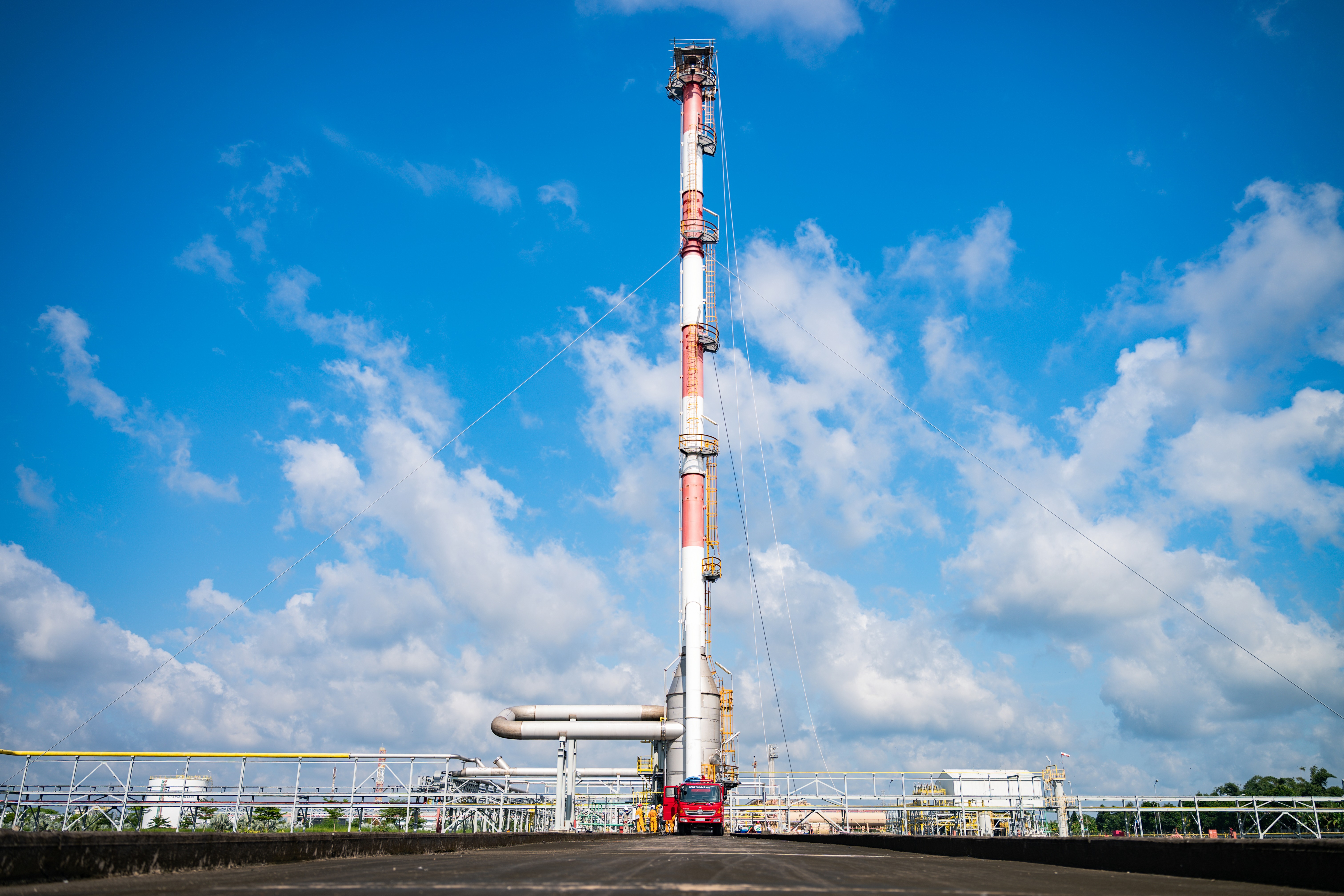 PV GAS CA MAU – Vượt nắng thắng mưa, khẳng định bản lĩnh tiên phong trong công tác bảo dưỡng sửa chữa 2025 PV GAS CA MAU – Vượt nắng thắng mưa, khẳng định bản lĩnh tiên phong trong công tác bảo dưỡng sửa chữa 2025