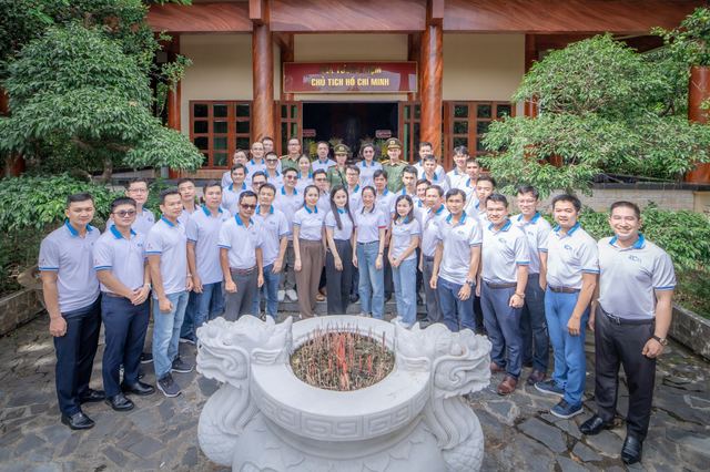 Đảng bộ PV GAS CA MAU: Đẩy mạnh giáo dục truyền thống cách mạng, tinh thần yêu nước cho cán bộ, đảng viên và đoàn viên ưu tú