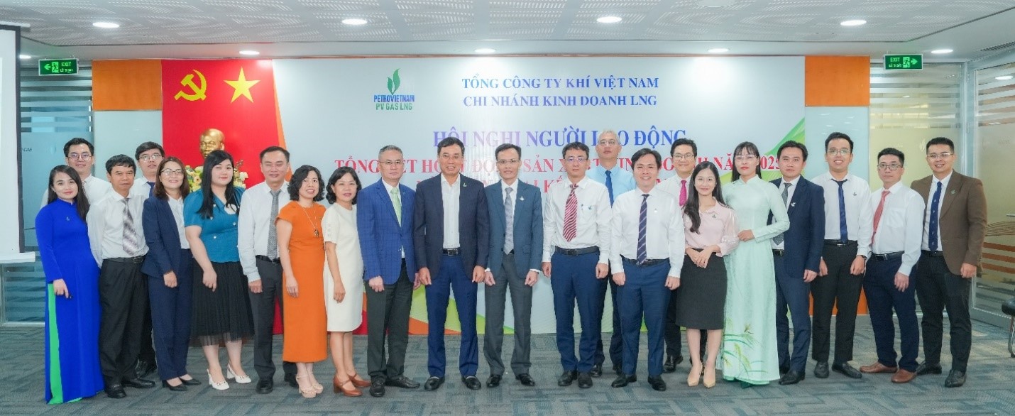 Khối Kinh doanh PV GAS đồng loạt tổ chức Hội nghị Người lao động 2025: Kiến tạo giá trị – Mở rộng thị trường – Tăng tốc 2026