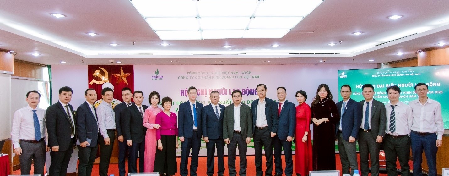 Khối Kinh doanh PV GAS đồng loạt tổ chức Hội nghị Người lao động 2025: Kiến tạo giá trị – Mở rộng thị trường – Tăng tốc 2026