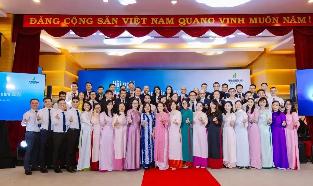 Khối Kinh doanh PV GAS đồng loạt tổ chức Hội nghị Người lao động 2025: Kiến tạo giá trị – Mở rộng thị trường – Tăng tốc 2026