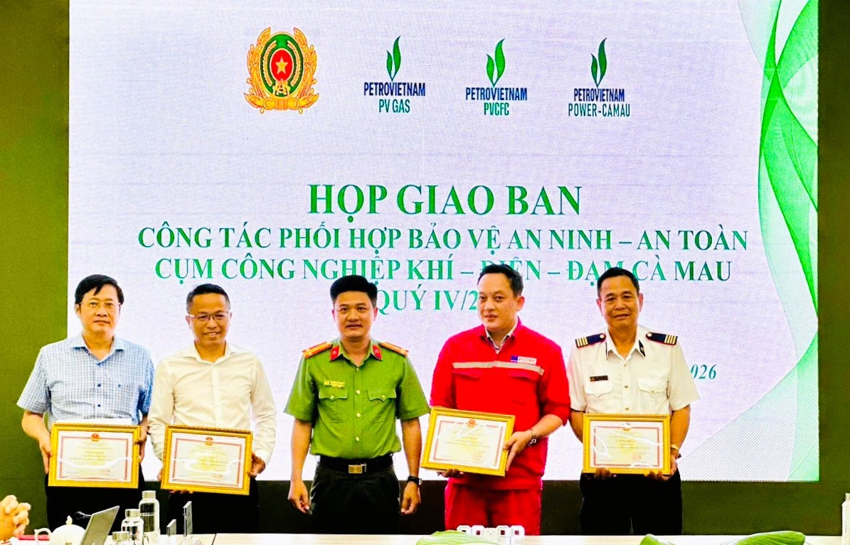 Chi nhánh Khí Tây Nam Bộ chủ động bảo đảm an ninh an toàn, lan tỏa trách nhiệm vì cộng đồng Chi nhánh Khí Tây Nam Bộ chủ động bảo đảm an ninh an toàn, lan tỏa trách nhiệm vì cộng đồng