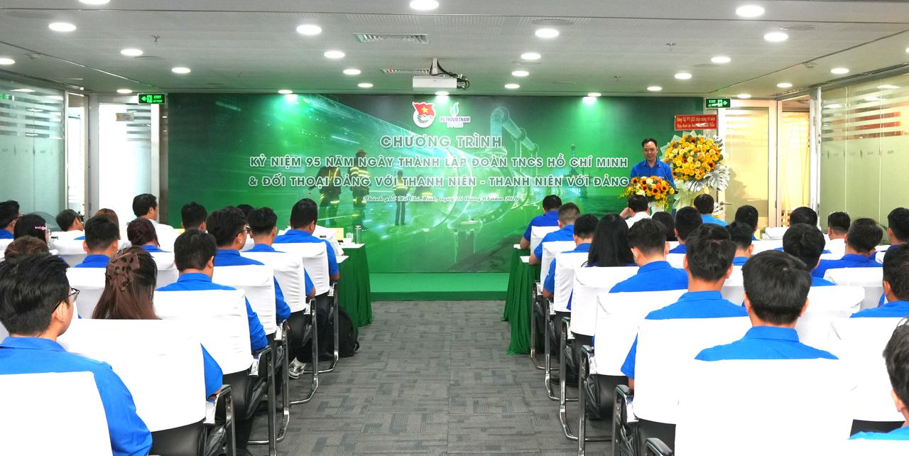 Bí thư Đảng ủy, Chủ tịch HĐQT Tổng công ty Khí Việt Nam đối thoại với đoàn viên, thanh niên PV GAS