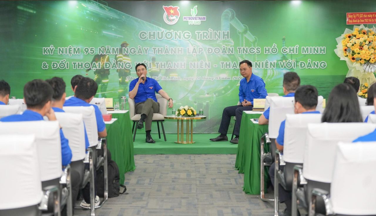 Bí thư Đảng ủy, Chủ tịch HĐQT Tổng công ty Khí Việt Nam đối thoại với đoàn viên, thanh niên PV GAS