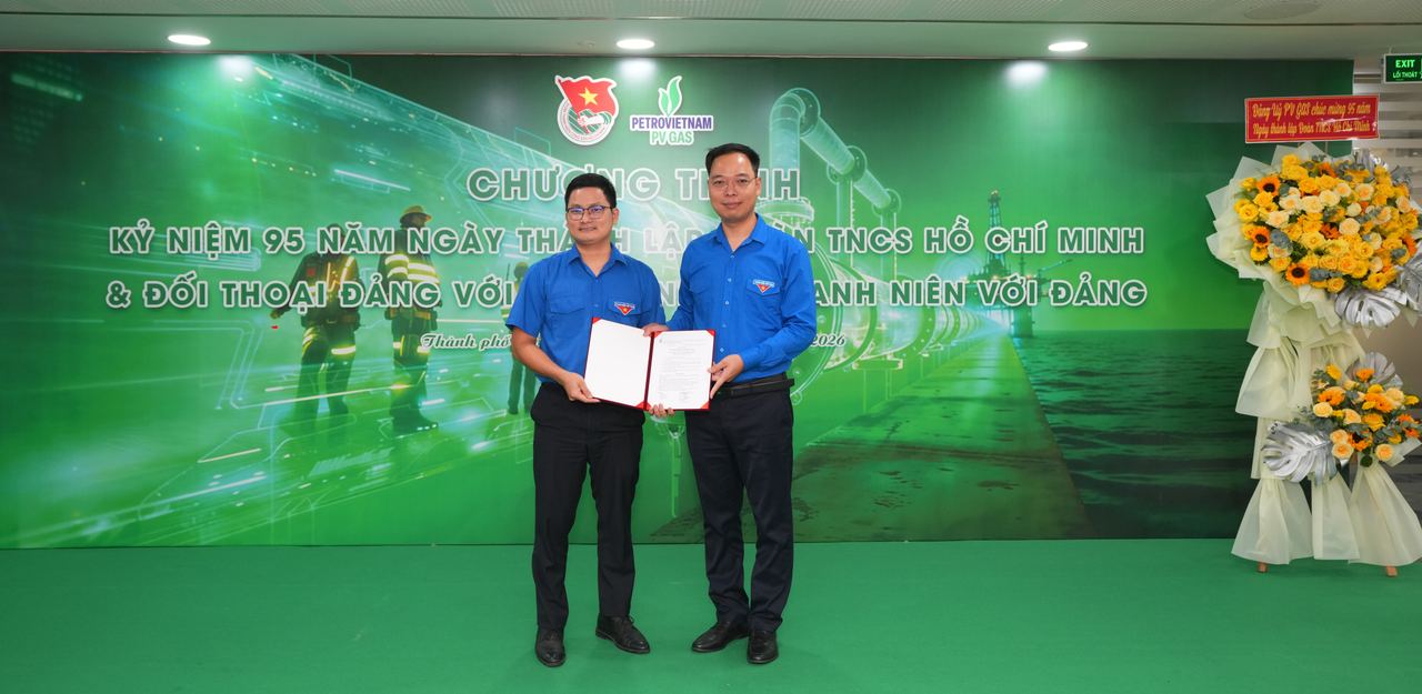 Bí thư Đảng ủy, Chủ tịch HĐQT Tổng công ty Khí Việt Nam đối thoại với đoàn viên, thanh niên PV GAS