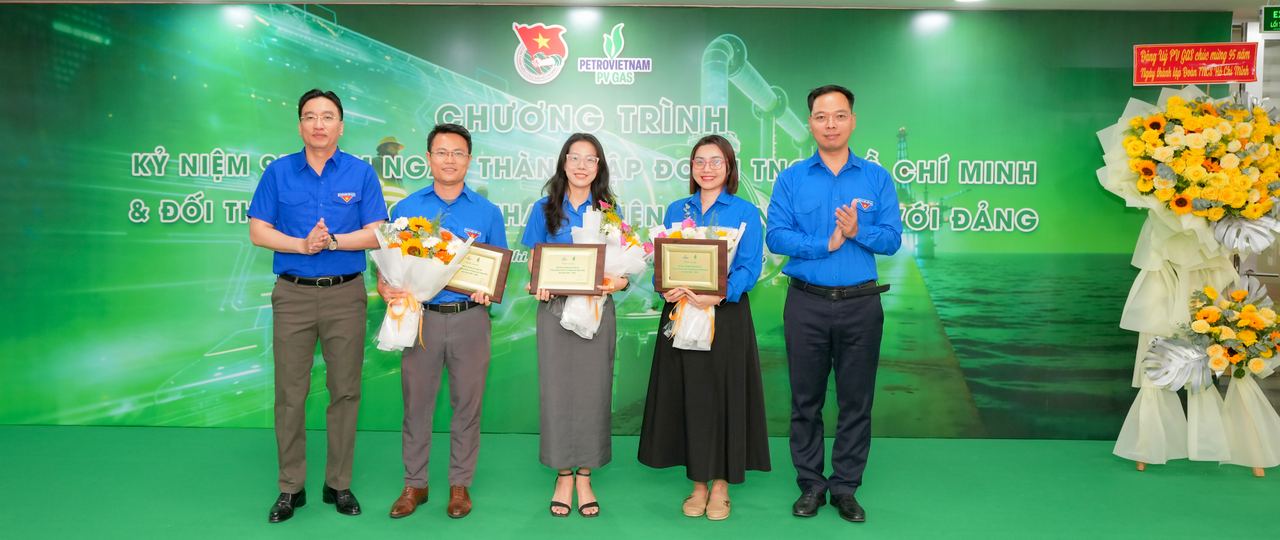 Bí thư Đảng ủy, Chủ tịch HĐQT Tổng công ty Khí Việt Nam đối thoại với đoàn viên, thanh niên PV GAS