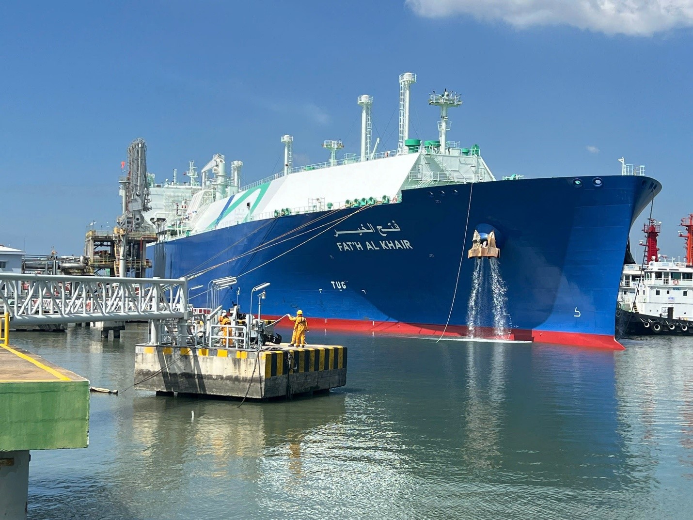 Tàu LNG FAT’H AL KHAIR cập cảng Thị Vải: PETROVIETNAM/PV GAS chủ động đảm bảo nguồn khí cho sản xuất điện và công nghiệp