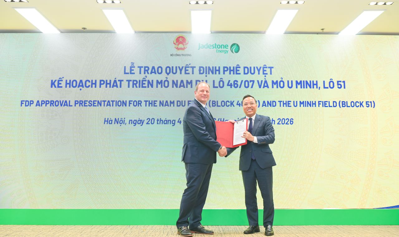 Petrovietnam/PV GAS ký kết và trao các văn kiện Dự án phát triển mỏ Nam Du – U Minh, góp phần đảm bảo an ninh năng lượng quốc gia Petrovietnam/PV GAS ký kết và trao các văn kiện Dự án phát triển mỏ Nam Du – U Minh, góp phần đảm bảo an ninh năng lượng quốc gia