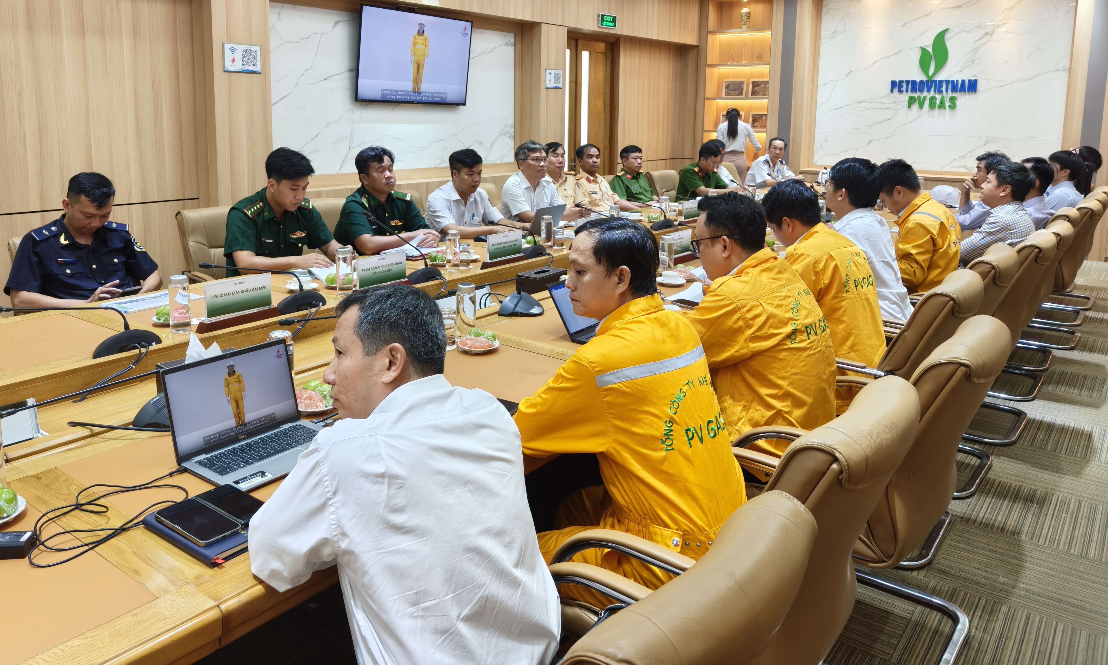 Chi nhánh Logistics và Chi nhánh Khí Tây Nam Bộ tăng cường công tác an ninh an toàn, gắn kết người lao động