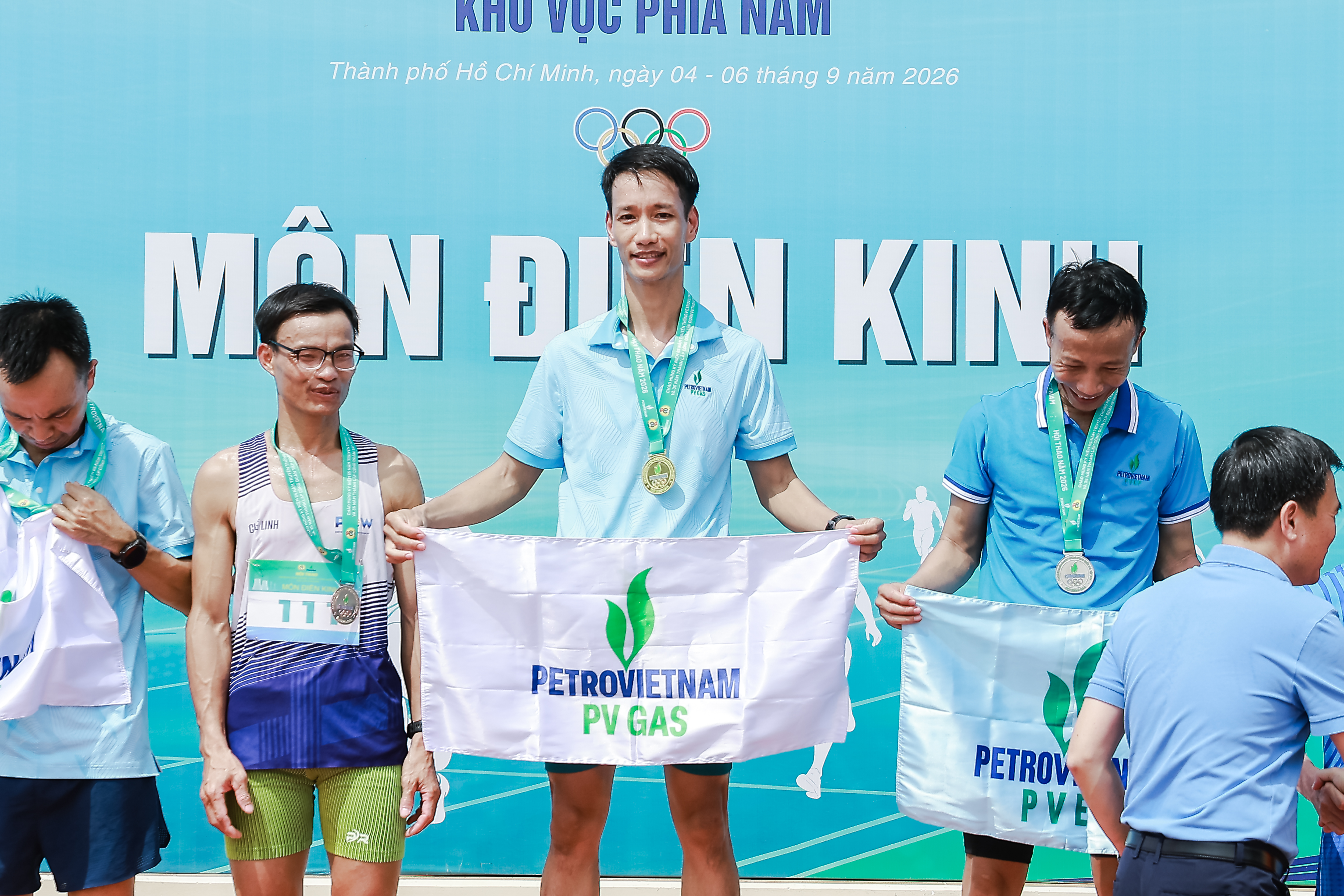Vũ Mạnh Nhất - Bền bỉ trên đường chạy, vững vàng trên hành trình cống hiến Vũ Mạnh Nhất - Bền bỉ trên đường chạy, vững vàng trên hành trình cống hiến