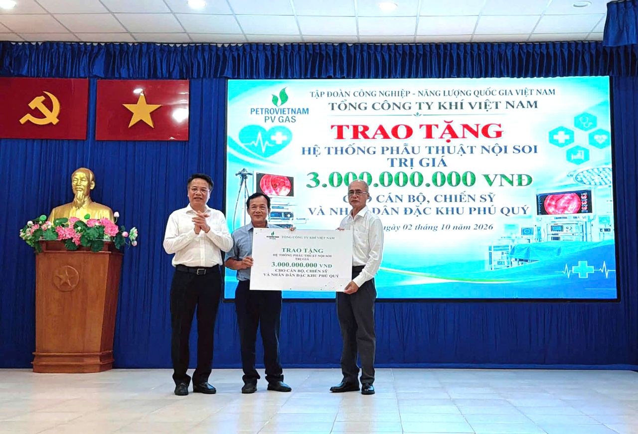PV GAS góp phần đưa kỹ thuật mổ nội soi đến Đặc khu Phú Quý, tỉnh Lâm Đồng